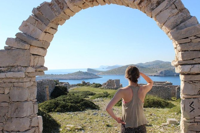 Private Speedboat tour to National Park Kornati Islands - Lojena Bay on Levrnaka