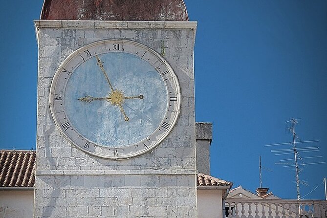 Private Split and Trogir Tour with Pick Up and Drop Off - Trogir Begins at the North Entrance