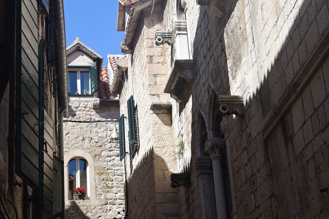 Private Split City Walking Tour - Spanish Guide - Timing, meeting point, and practical comfort