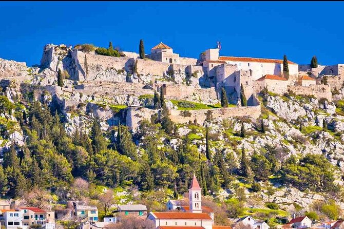 Private Split & Klis Fortress Tour, Olive Museum & Port Pickup - What the private format is worth