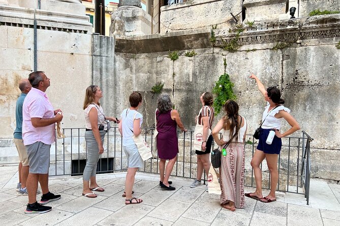 Private Split: Visit Diocletian Palace & Taste Food at the Market - The Green Market and the local way of eating