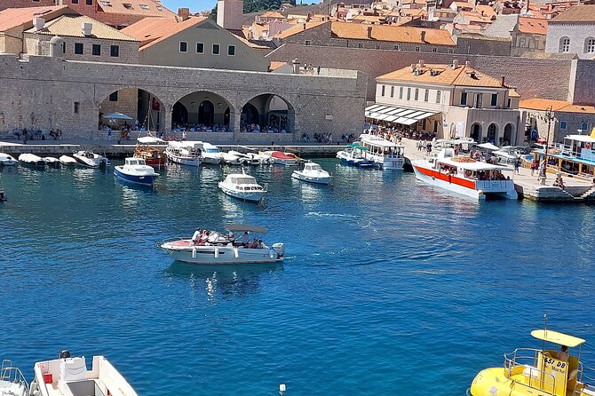 Private Three island Tour from Dubrovnik - The Dubrovnik walls from the sea