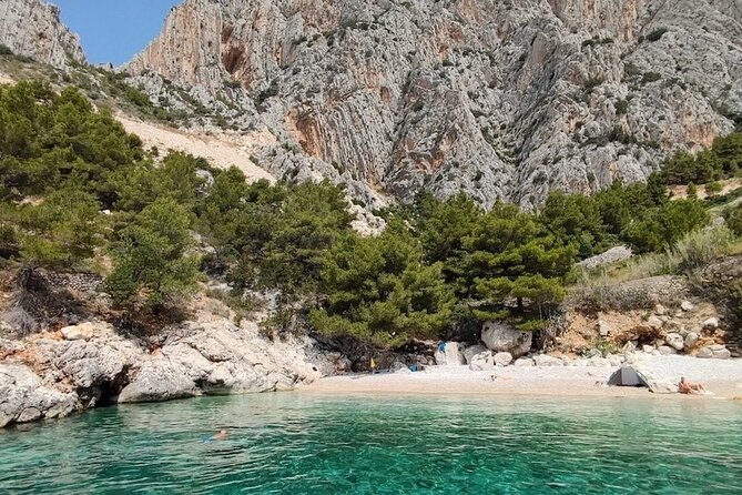 Private tour of Pakleni islands, Red Cliffs & South Shore of Hvar - Cruising the Pakleni Islands to Mlini Bay