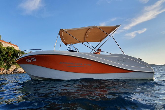 Private tour to the Elafiti with Barracuda 545 - half day 4h - The ride to the Elafiti Islands