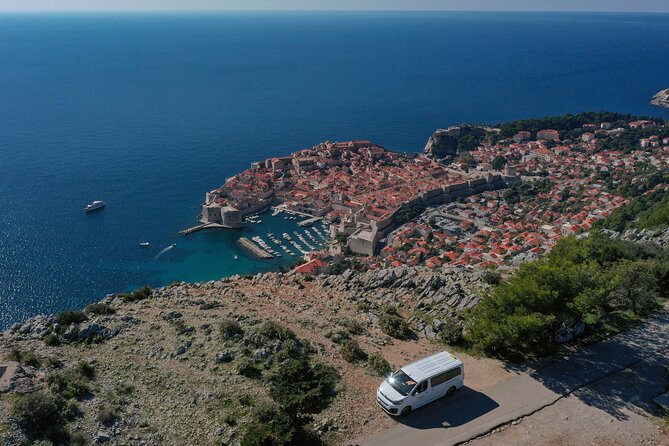 Private Transfer by 8 seats van from and to Dubrovnik Airport - The hotel to airport ride