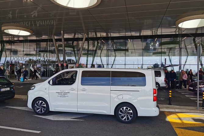 Private Transfer by 8 seats van from and to Dubrovnik Airport - Who will get the most value from this service