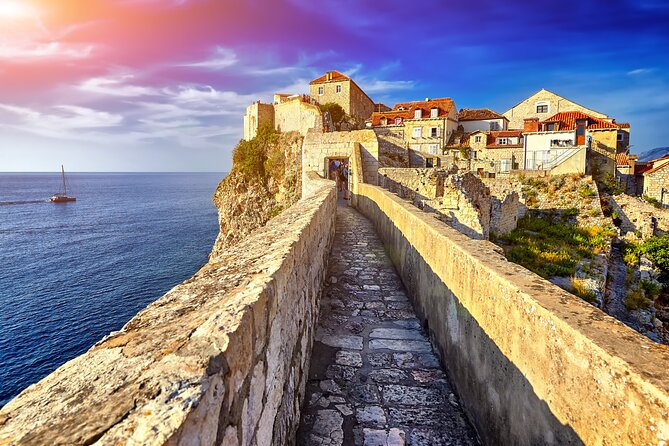 Private Transfer from Split to Dubrovnik with 2 hours for sightseeing - Who should book this private transfer?