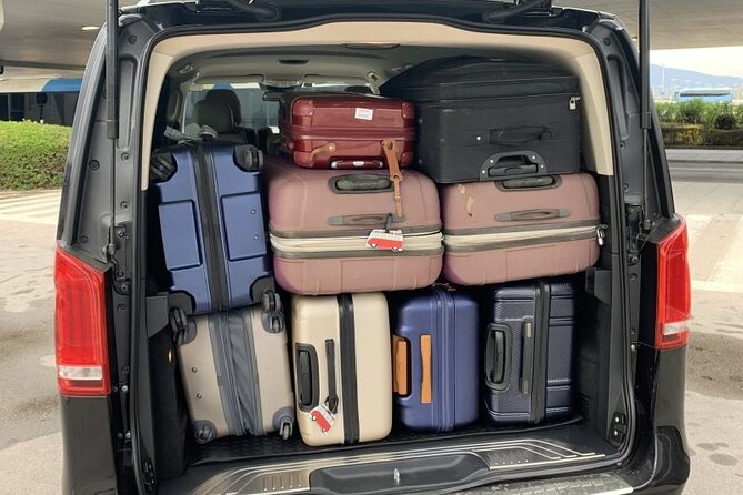 Private Transport from/to Croatia Hotel, Ports and Split Airport - The driver experience and communication