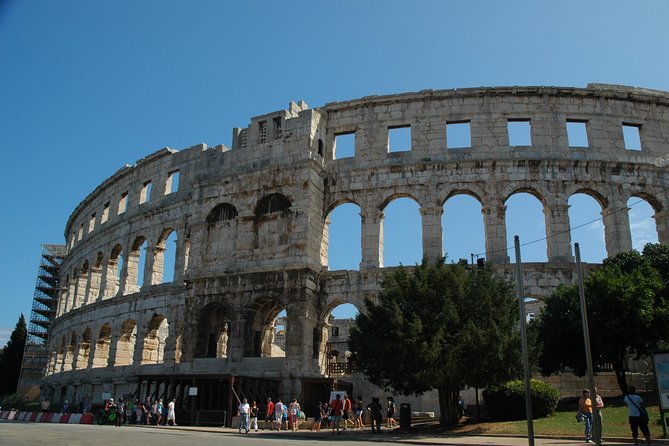 Pula Arena Amphitheater Admission Ticket - Is $15.38 good value?