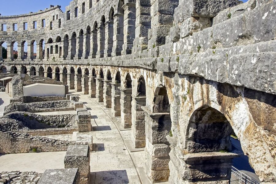 Pula: Arena Entrance Ticket - The underground exhibition on ancient Istrian production