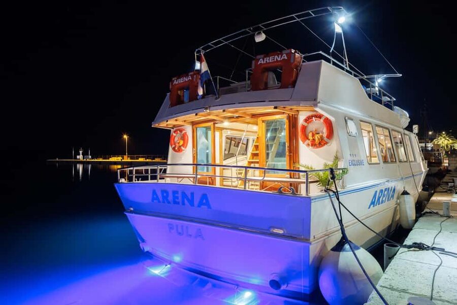 Pula: Brijuni National Park Dolphin Watching Tour w/Dinner - Leaving Pula on the Arena boat