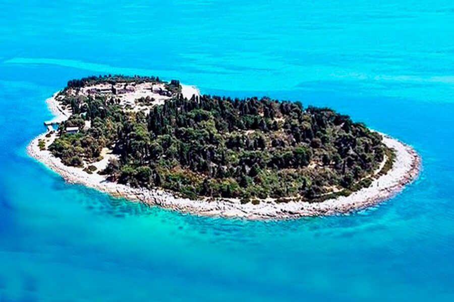 Pula: Brijuni National Park Tour with Island Visit - Seeing Brijuni from the boat