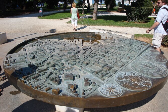 Pula Essentials Walking Tour - Riva and the waterfront finish