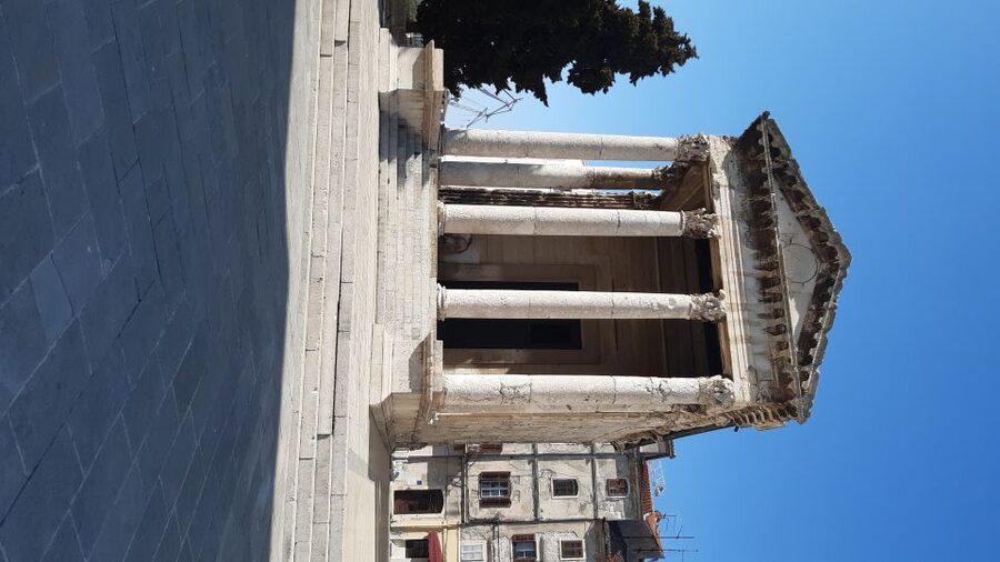 Pula: Historic Sites Guided Walking Tour - Pula Castle and its panoramic view