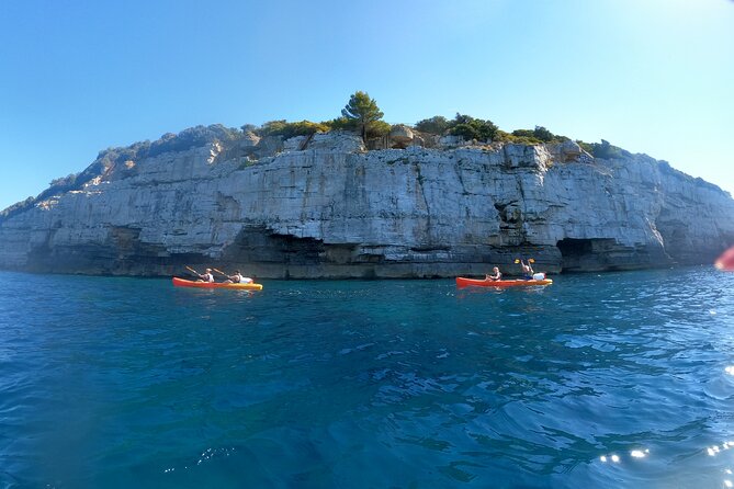 Pula Kayak Tour-Cliff jumping,snorkeling& free GoPro pictures - The Guides Make a Difference