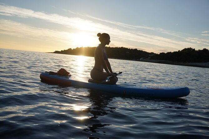 Pula / Pješčana Uvala: Sunset SUP Tour – Explore & Chill - Meeting at Pješčana Uvala at 7:00 pm