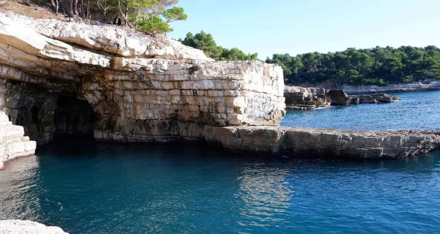Pula: Private Brijuni Tour With Swimming, Dinner & Drinks - The boat’s comfort and atmosphere