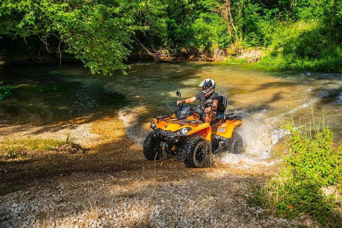 Quad Safari Tour to Imotski Area - Red Lake: a powerful first view from the trail