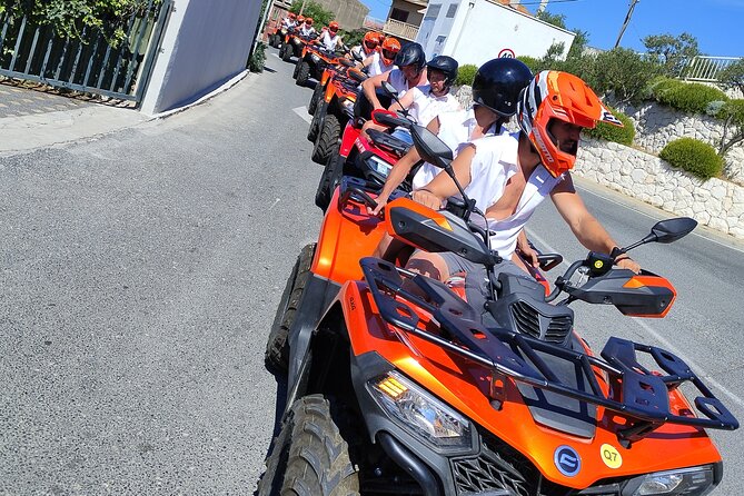 Quad Tour to skywalk biokovo Makarska by Amigos - What the guides and equipment add