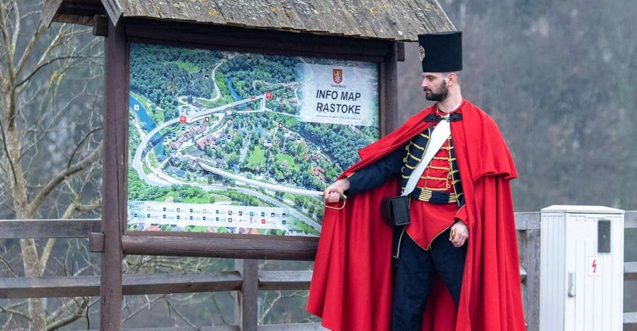 Rastoke Tour Guide - Meeting an 18th century Croat soldier