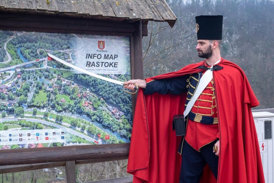 Rastoke Tour Guide - Following the waterfalls and old mills