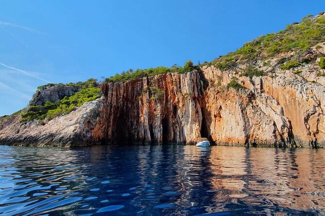 Red Rocks and Hvar Full Day Tour from Split and Brac - Red Rocks: dramatic cliffs in a short window