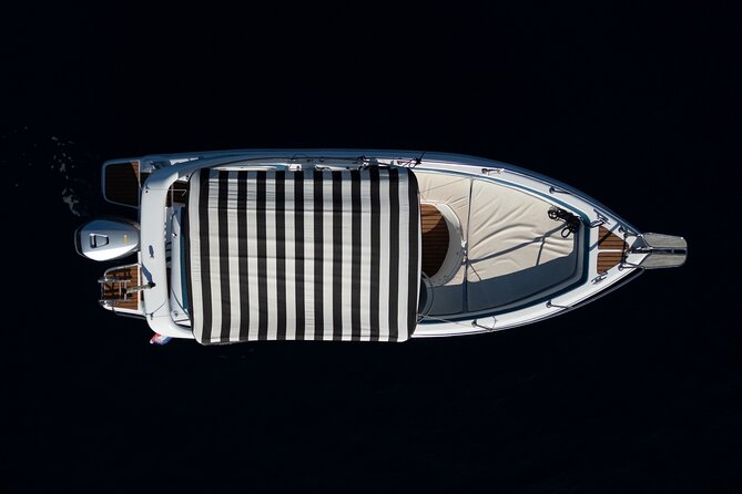 Red Rocks, Hvar Bays & Pakleni – Private Boat Tour from Hvar - Milna lunch: good food, extra cost