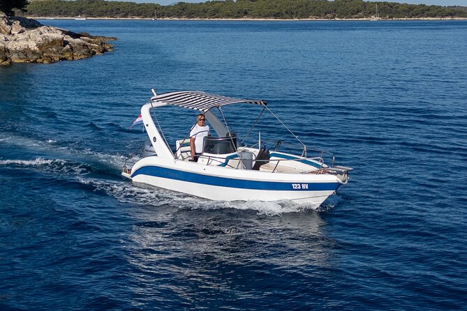 Red Rocks, Hvar Bays & Pakleni – Private Boat Tour from Hvar - Mala Grčka: a gentle finish near Hvar