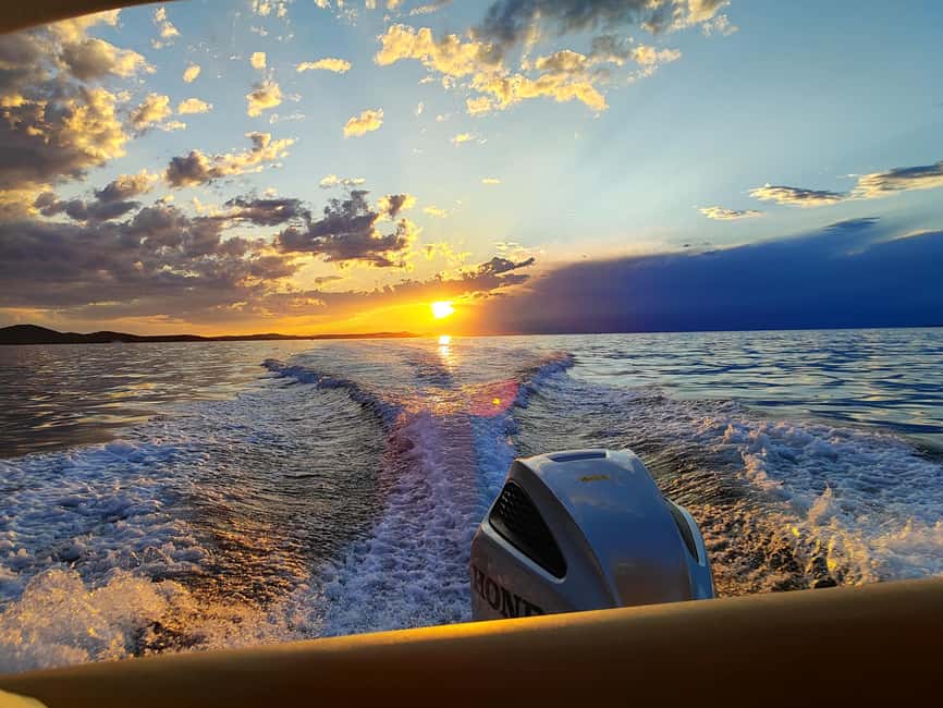 Romantic Sunset Cruise from Zadar by Speedboat - A small boat makes a real difference