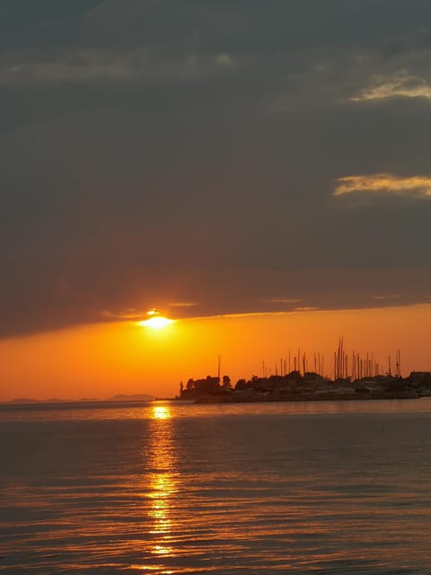 Romantic Sunset tour around Zadar with Drinks - Who will enjoy this cruise most