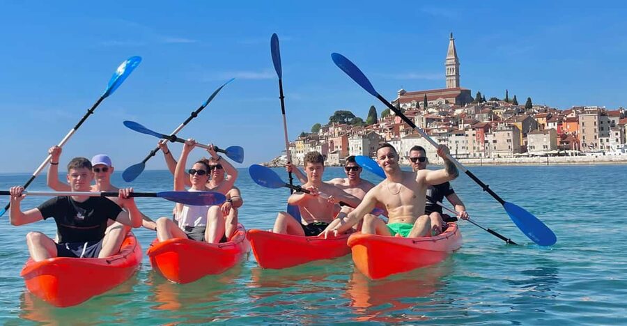 Rovinj: BUBA-KAYAK TOURS, snorkeling, cliff jupming&drinks - Finding the orange kayaks at Porton Biondi