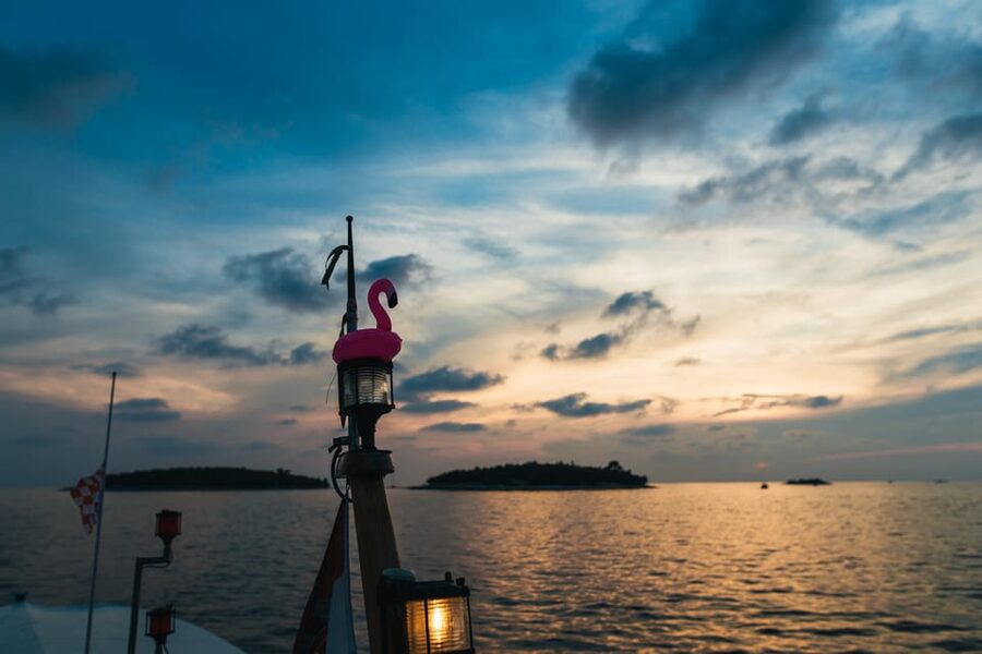 Rovinj: Sunset Cruise with Swim Stop, Drinks, and Fruits - Leaving Villas Rubin for the Adriatic