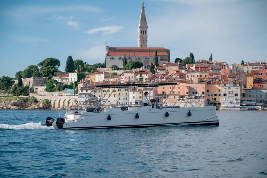 Rovinj: Sunset & dolphin group tours with Catamaran - Setting out for Rovinj’s sunset