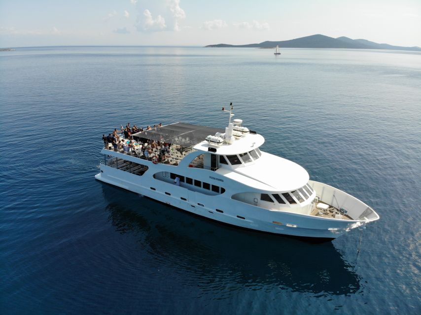 Sakarun Beach Full-Day Guided Tour from Zadar - Leaving Zadar from Liburnska Obala