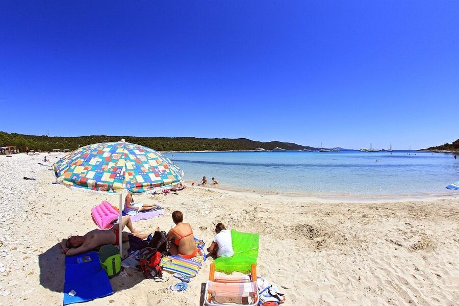 Sakarun Beach Full-Day Guided Tour from Zadar - Four hours at Sakarun Beach