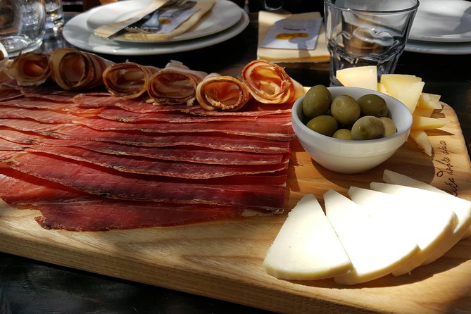 Sibenik Private Combined Food & Drink and Historical Tour - Markets, gardens, and the old town