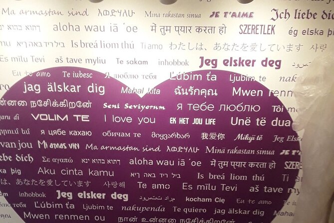 Skip the Line: Love Stories Museum Admission Ticket - Personal objects and stories that give the museum its heart