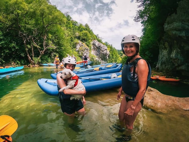 Slunj: River and Waterfalls Kayaking on Mrežnica river - Arriving in Primišlje and getting ready