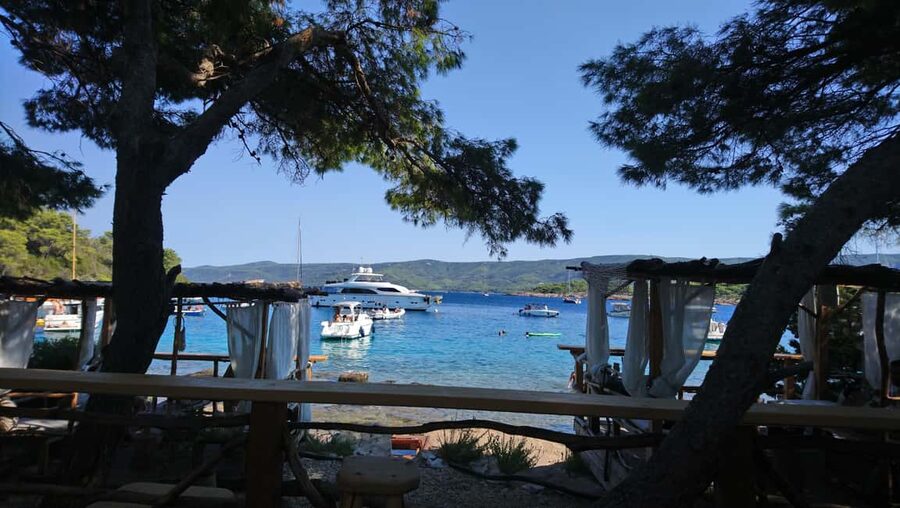 Speedboat to 3 islands: Hvar, Brač, Zečevo with watersports - How the itinerary feels in practice