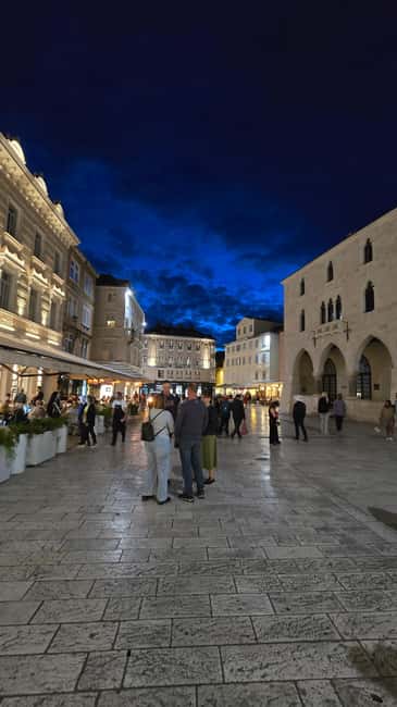 Split and Diocletian's Palace walking tour with a local guid - Palace streets and squares with a local guide
