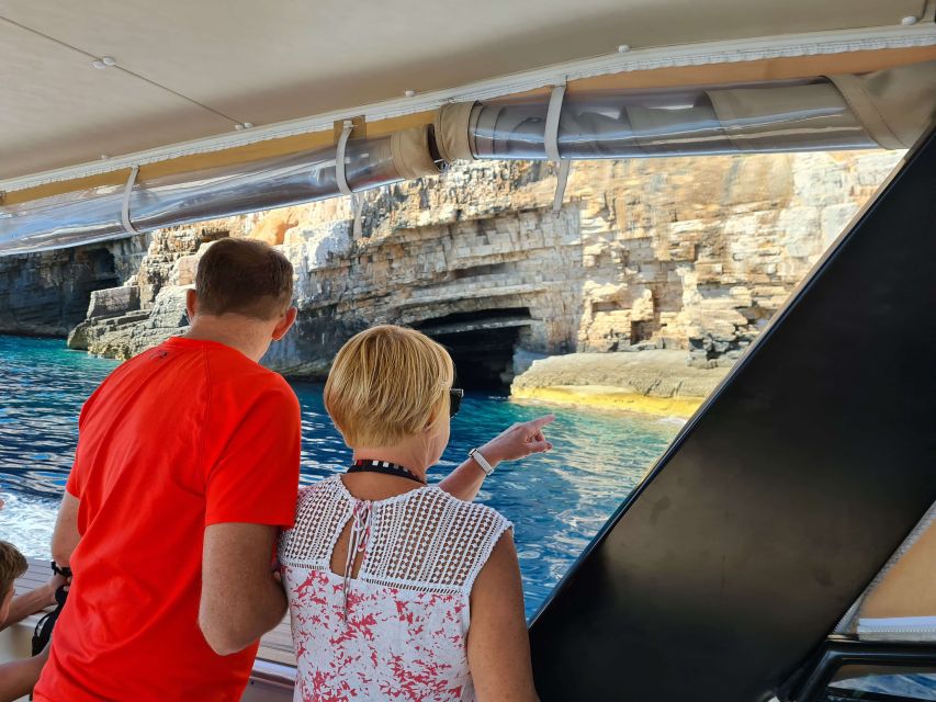 Split: Bisevo, Vis, and Hvar Boat Tour with Snorkel Stops - Komiza on Vis, coffee before the water