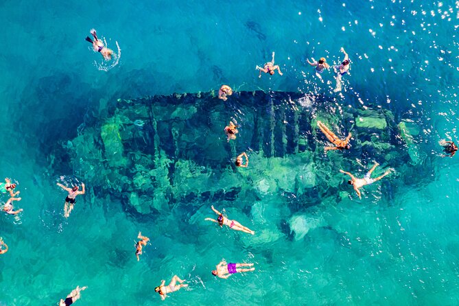 Split: Blue Lagoon, 3 Island Boat Tour & Mediterranean Lunch - Šolta Island and the changing final stop