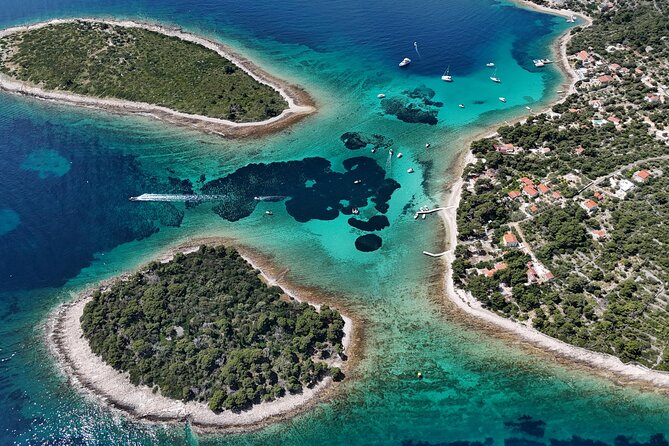 Split: Blue Lagoon & 3 Island Cruise with Wine & Snorkeling - What makes this boat trip worth considering