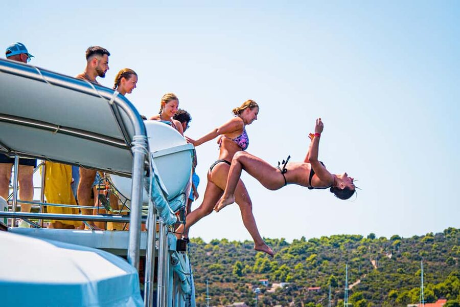 Split: Blue Lagoon, 3Islands, Boat Trip, Mediterranean lunch - What to bring for a comfortable day