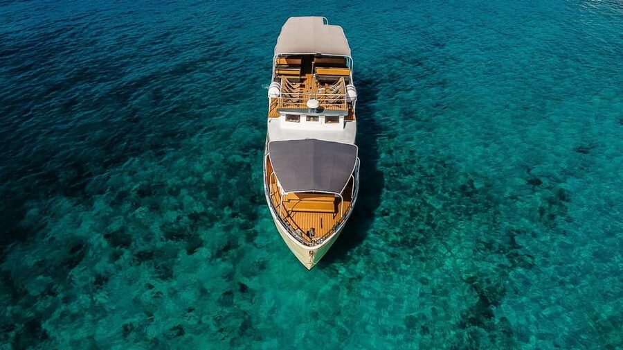 Split: Blue Lagoon and 3 Island Cruise with Food and Drinks - Two hours at the Blue Lagoon