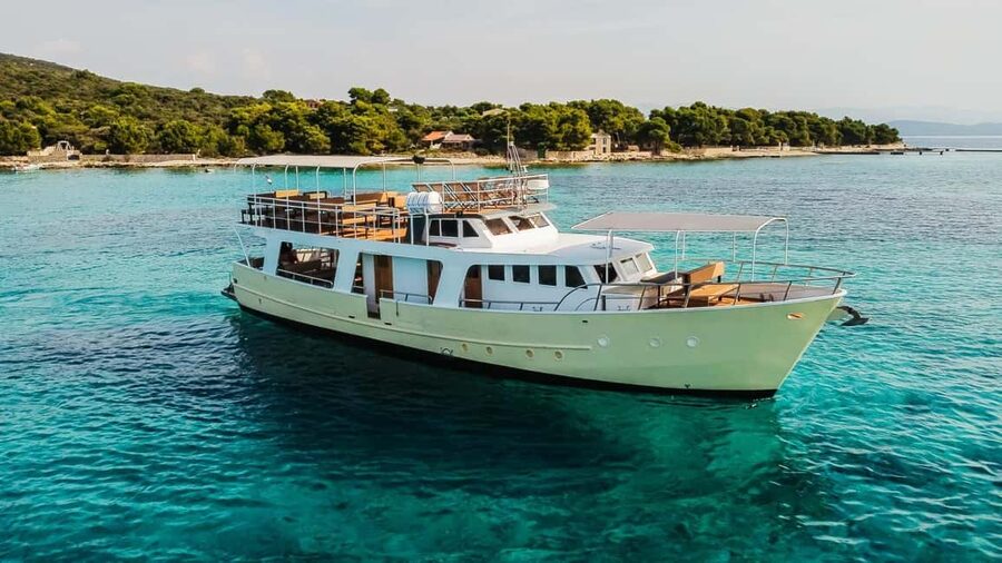 Split: Blue Lagoon and 3 Island Cruise with Food and Drinks - What the boat ride is really like