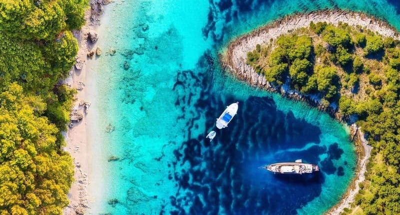 Split: Blue Lagoon and 3 Islands Tour - Meeting the Boat Near St. Frane