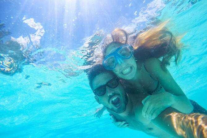 Split: Blue Lagoon, Hvar, Brač, 6 Islands Boat Tour - Small Group - Labadusa Beach on Čiovo, a 30-minute finale