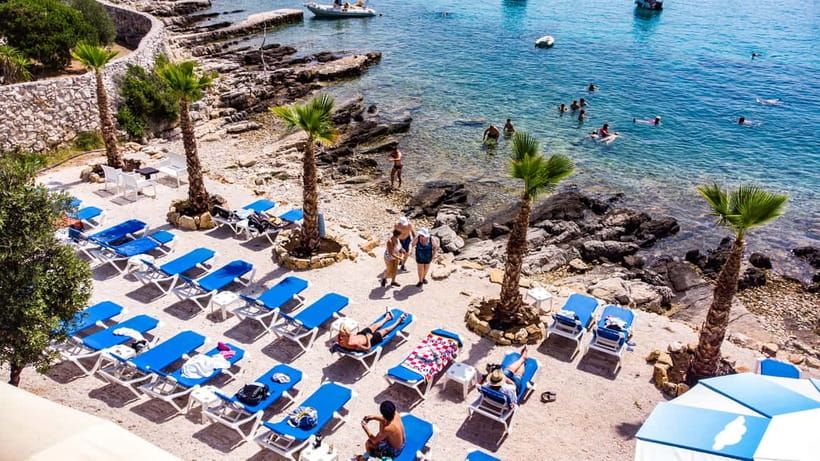 Split Boat Trip Half-Day: Blue Lagoon, Trogir & Čiovo - Trogir: stone streets and old channels