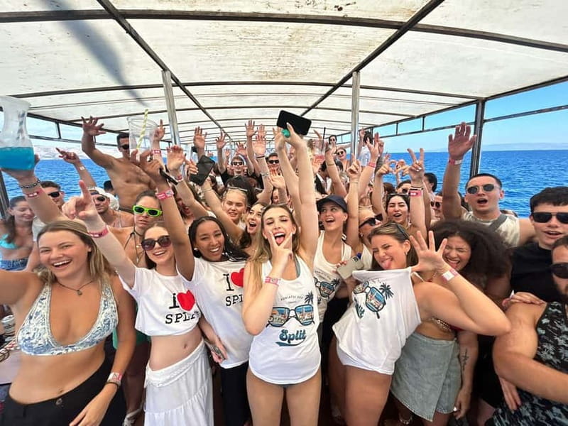 Split: Captain’s Boat Party – Blue Lagoon, DJ & Free Shots - Leaving Split with a DJ on board